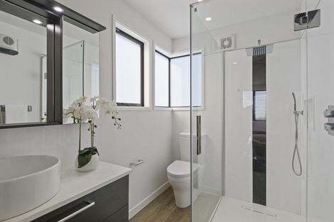 Photo of property in 103 Inwoods Close, Parklands, Christchurch, 8083