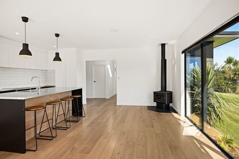 Photo of property in 571 Pakiri Road, Leigh, 0985