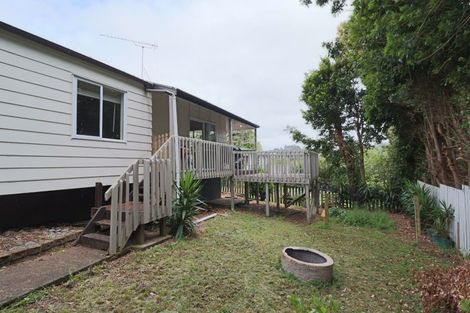 Photo of property in 2/39 Bayview Road, Bayview, Auckland, 0629
