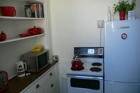 Photo of property in 1u8 Earls Terrace, Mount Victoria, Wellington, 6011