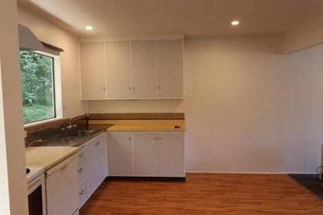 Photo of property in 2/159a Newlands Road, Newlands, Wellington, 6037