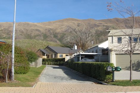 Photo of property in 89 Meadowstone Drive, Wanaka, 9305