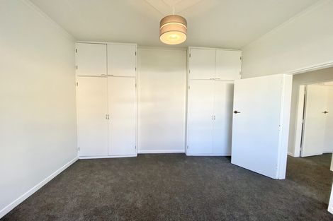 Photo of property in 18 Tamar Street, Island Bay, Wellington, 6023