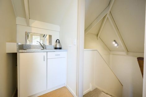 Photo of property in 151 Summerhill Drive, Fitzherbert, Palmerston North, 4410