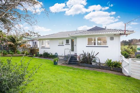 Photo of property in 476 Don Buck Road, Massey, Auckland, 0614