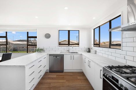 Photo of property in 23 Glendale Crescent, Holmes Hill, Oamaru, 9401