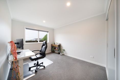 Photo of property in 42 Atherton Terrace, Churton Park, Wellington, 6037