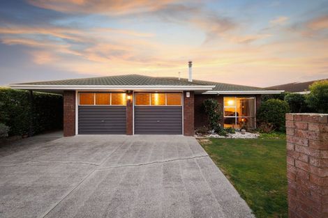 Photo of property in 54 Pencarrow Street, Highbury, Palmerston North, 4412