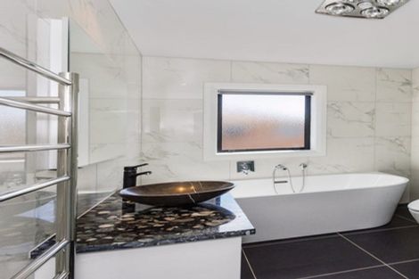 Photo of property in 10 Kerrykeel Drive, Flat Bush, Auckland, 2019
