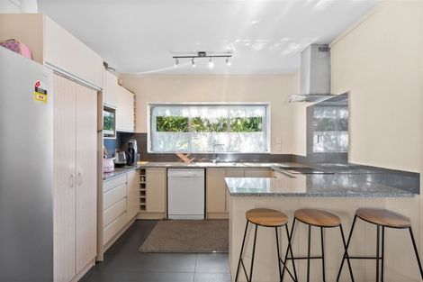 Photo of property in 25 Ashlynne Avenue, Papatoetoe, Auckland, 2025