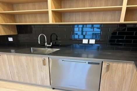 Photo of property in 3/206 The Terrace, Wellington Central, Wellington, 6011