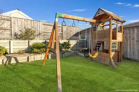 Photo of property in 17 Story Street, Foxton Beach, Foxton, 4815