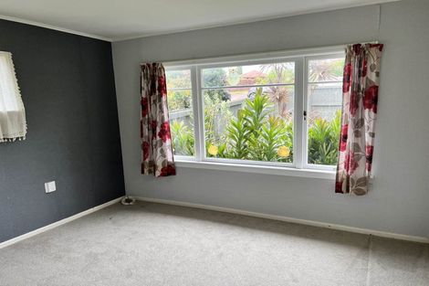 Photo of property in 57 Nikau Street, New Lynn, Auckland, 0600