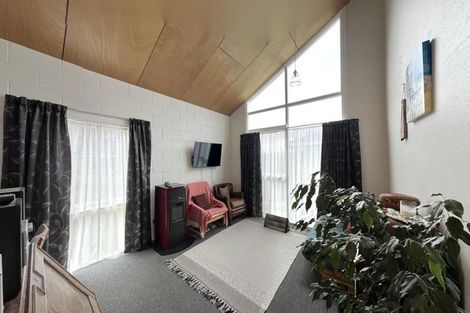 Photo of property in 10a Penryn Drive, Camborne, Porirua, 5026