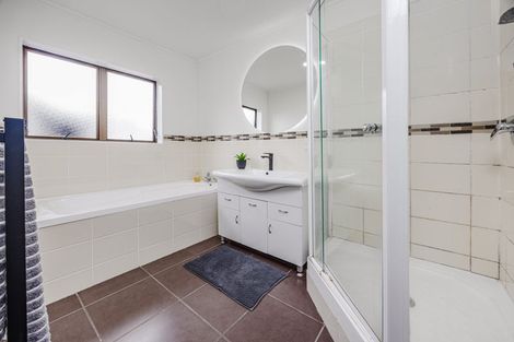 Photo of property in 36 Brylee Drive, Conifer Grove, Takanini, 2112