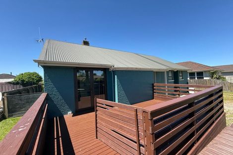 Photo of property in 15 Seddon Street, Takaro, Palmerston North, 4412