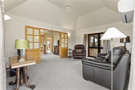 Photo of property in 93 Taylor Street, Cambridge, 3434