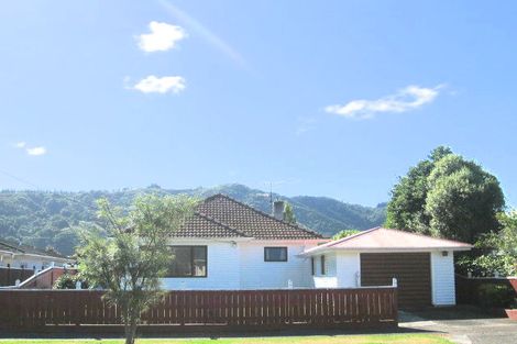 Photo of property in 57f3- Kowhai Avenue, Ebdentown, Upper Hutt, 5018