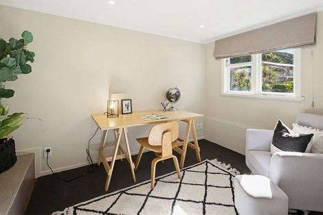 Photo of property in 103 Makara Road, Karori, Wellington, 6012