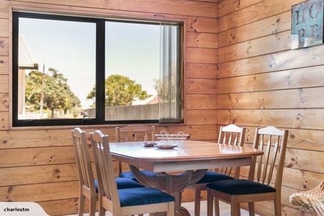 Photo of property in 3/32 Great South Road, Papakura, 2110