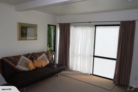 Photo of property in 3 Nadine Place, Mangere Bridge, Auckland, 2022