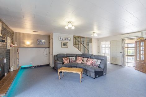 Photo of property in 11b Holyrood Terrace, Waipukurau, 4200