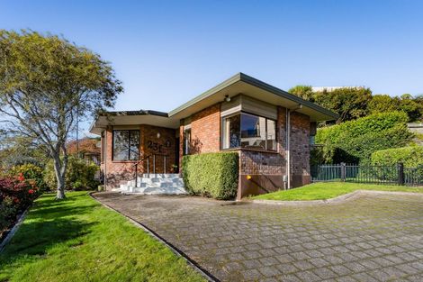 Photo of property in 23f Veale Road, Frankleigh Park, New Plymouth, 4310