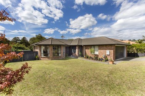 Photo of property in 35 Cabeleigh Drive, Helensville, 0800