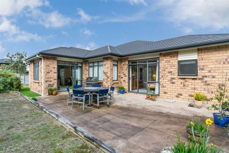 Photo of property in 73 Amesbury Drive, Churton Park, Wellington, 6037