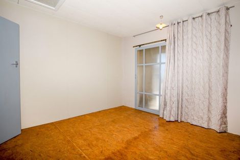 Photo of property in 21 Palmerston Street, Westport, 7825