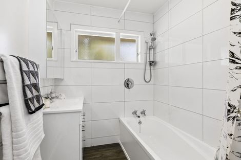 Photo of property in 14 Norton Park Avenue, Fairfield, Lower Hutt, 5011