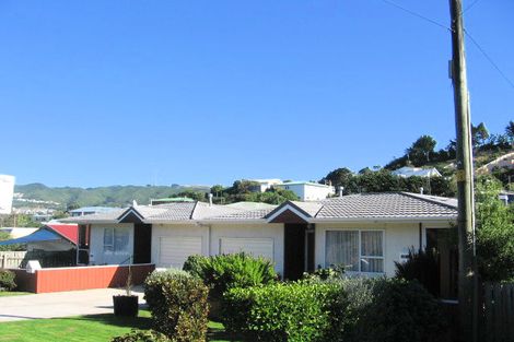 Photo of property in 33b Bassett Road, Johnsonville, Wellington, 6037