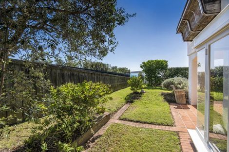 Photo of property in 20a Oxford Terrace, Devonport, Auckland, 0624