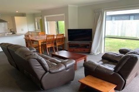 Photo of property in 23 Lewis Crescent, Rolleston, 7614