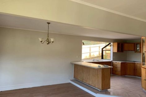 Photo of property in 72 Seaview Road, Glenfield, Auckland, 0629