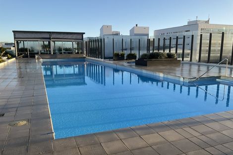 Photo of property in Sentinel Apartments, 702/3 Northcroft Street, Takapuna, Auckland, 0622