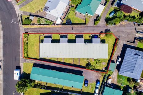 Photo of property in 26 Simons Street, Moturoa, New Plymouth, 4310