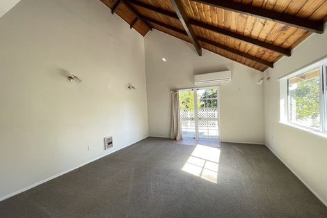 Photo of property in 26 Richards Avenue, Forrest Hill, Auckland, 0620