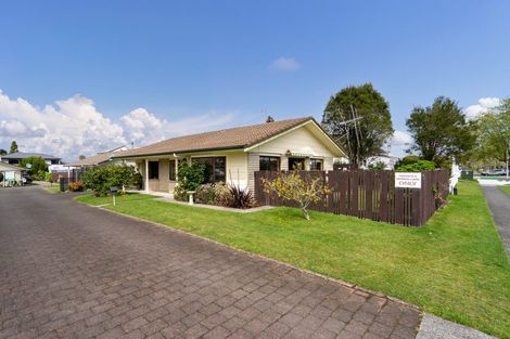 Photo of property in 55b Queen Street, Cambridge, 3434