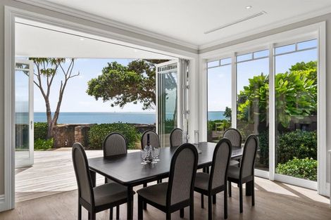 Photo of property in 27 Muritai Road, Milford, Auckland, 0620