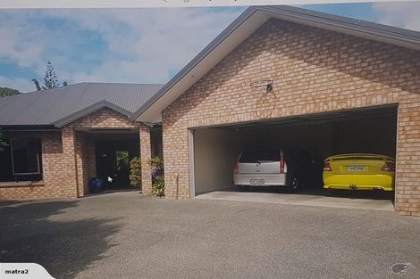 Photo of property in 157e Colwill Road, Massey, Auckland, 0614