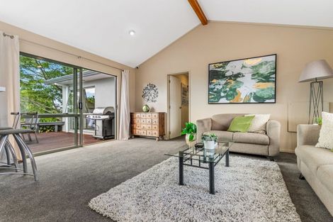 Photo of property in 31 Church Road, Ardmore, Papakura, 2582