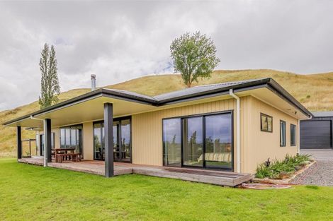 Photo of property in Maharakeke Road, Waipukurau, 4281