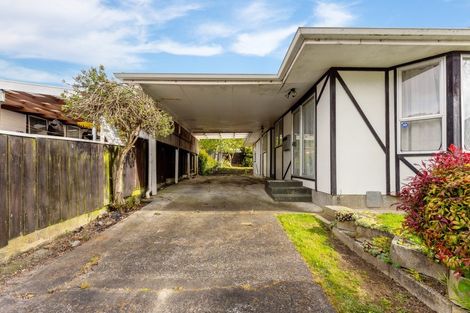 Photo of property in 52f2- Gemstone Drive, Birchville, Upper Hutt, 5018