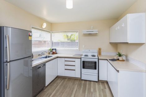 Photo of property in 5 Chokebore Place, Sockburn, Christchurch, 8042