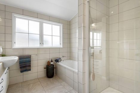 Photo of property in 3/15 Saltburn Road, Milford, Auckland, 0620