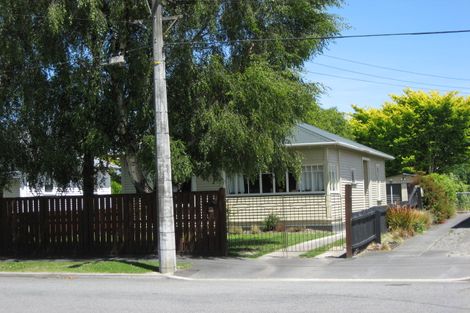 Photo of property in 47 Cleveland Street, Edgeware, Christchurch, 8013