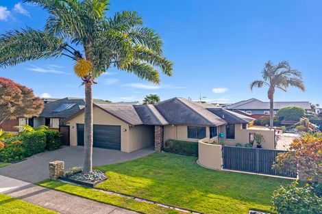 Photo of property in 20 Aranui Drive, Papamoa Beach, Papamoa, 3118