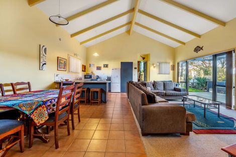 Photo of property in 5 Ocean View Terrace, Baylys Beach, Dargaville, 0377