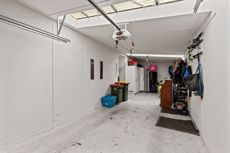 Photo of property in 122 Hine Street, New Plymouth, 4310